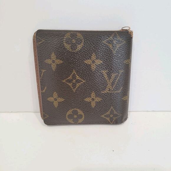 Vintage Louis Vuitton Men's LV Brown Bi-Fold Leather Wallet Monogram Card Bill - Picture 2 of 13